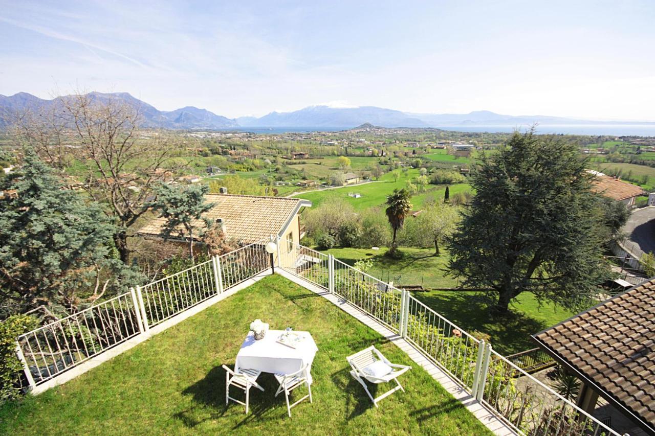 La Villa Degli Ulivi Soiano Del Lago Luaran gambar